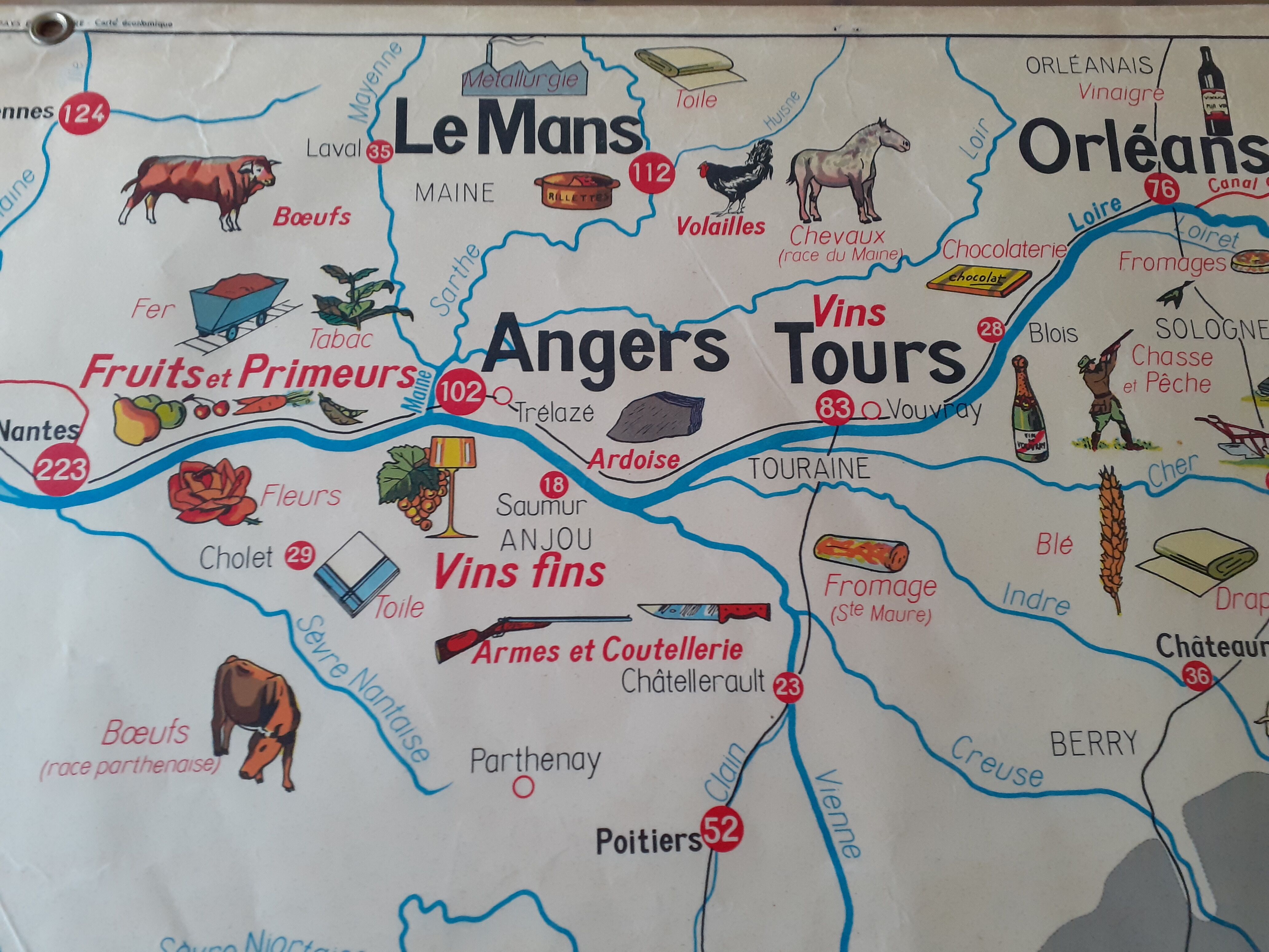 Educational map Brittany and Vendée Pays de la Loire Castles of the Loire