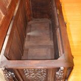 Neo-Gothic chest XIXth