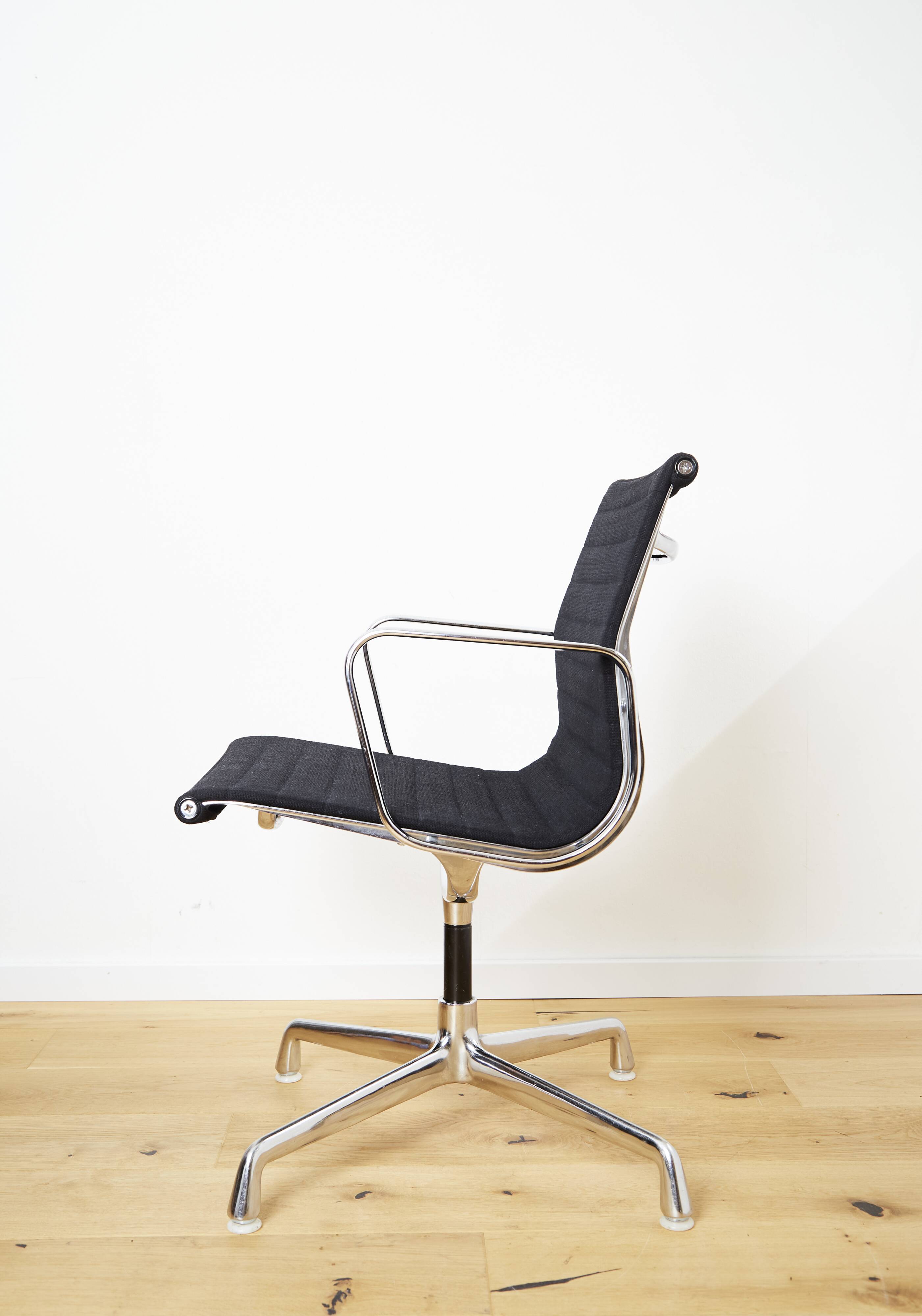 EA 108 Swivel Chair by Charles & Ray Eames for Herman Miller
