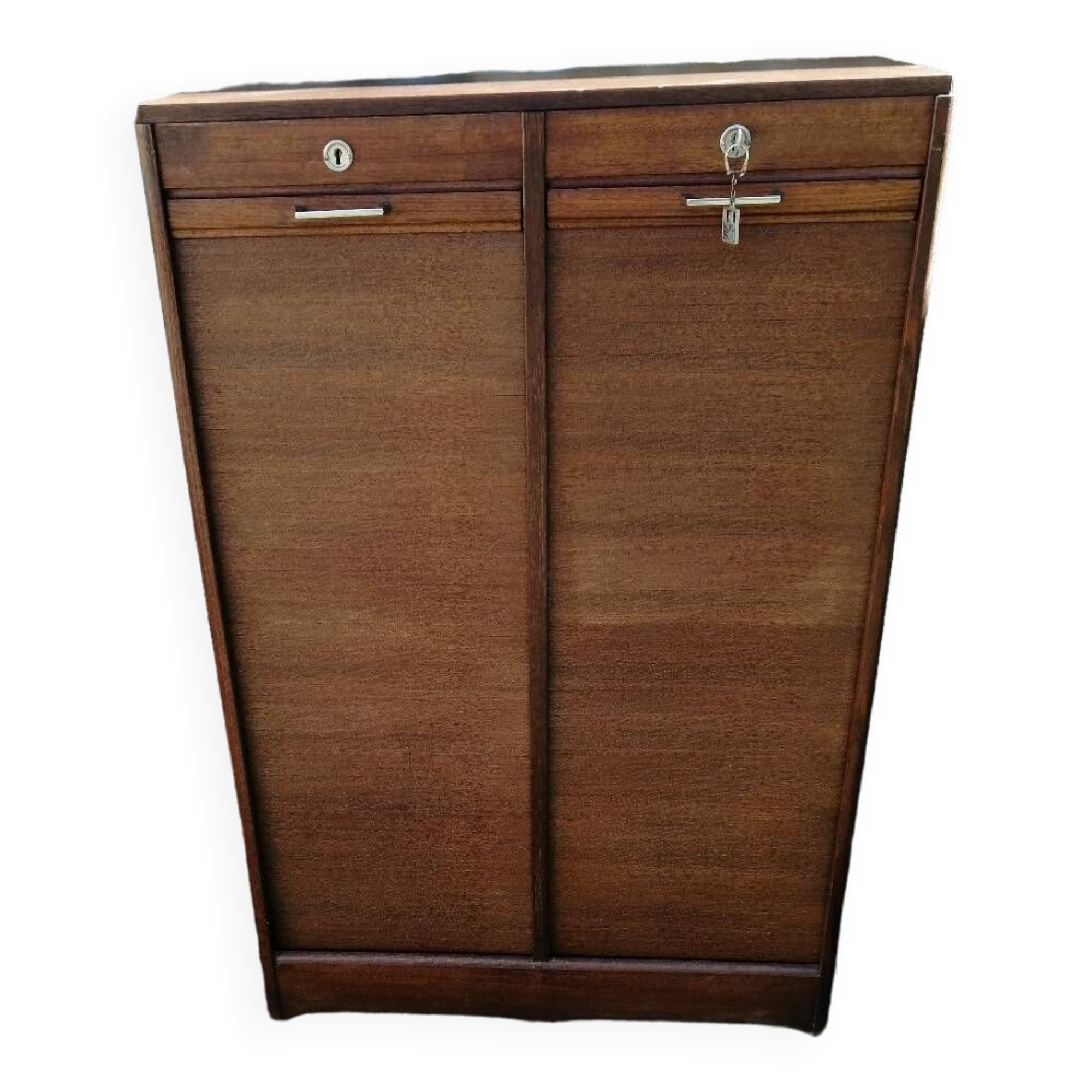 Double curtain filing cabinet