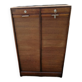 Double curtain filing cabinet