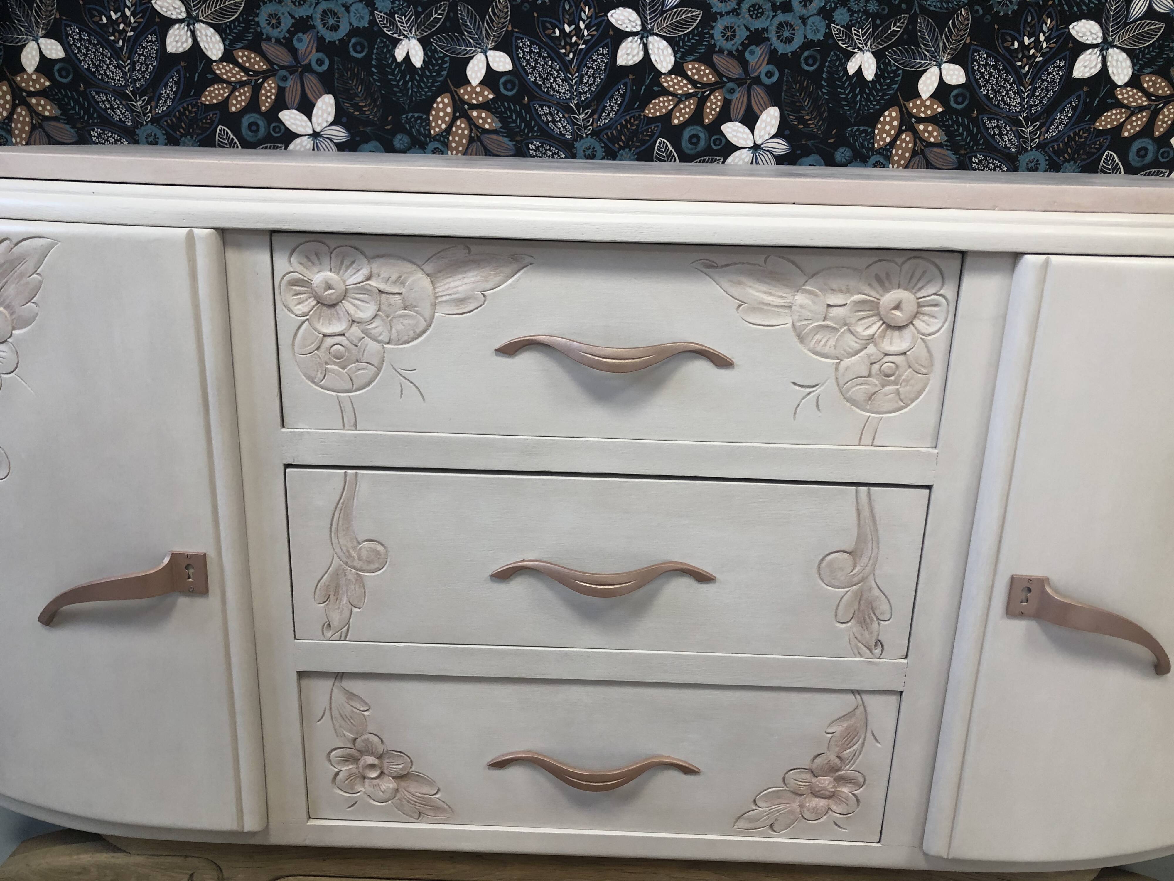 Commode Art Déco pied moustache  relookée