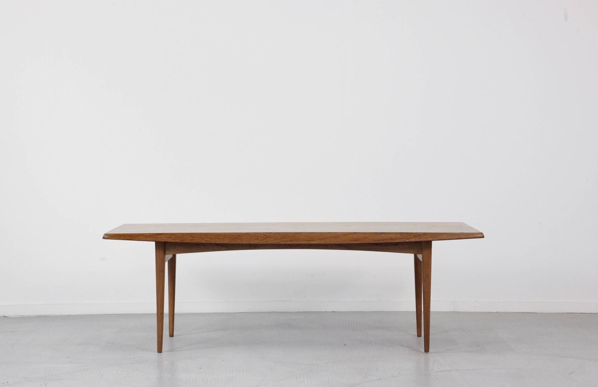 Midcentury 'Gordon Russell' Walnut Coffee Table. Vintage Modern