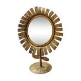 Flower mirror