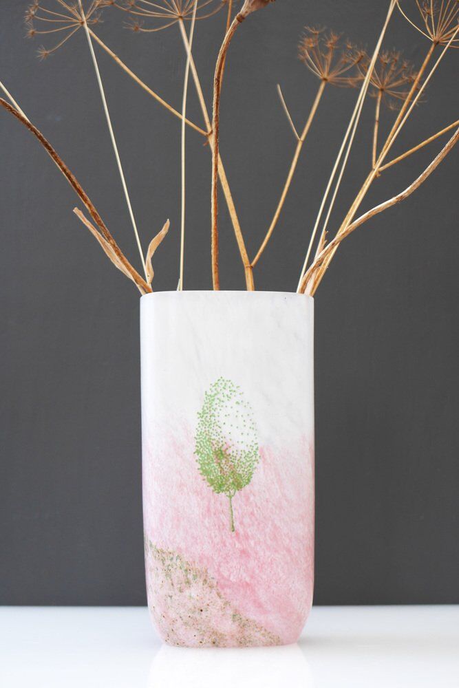 Scandinavian glass art vase known as May by Kjell Engman for Kosta Boda, 1980s