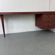 Bureau danois moderniste en teck, années 1950