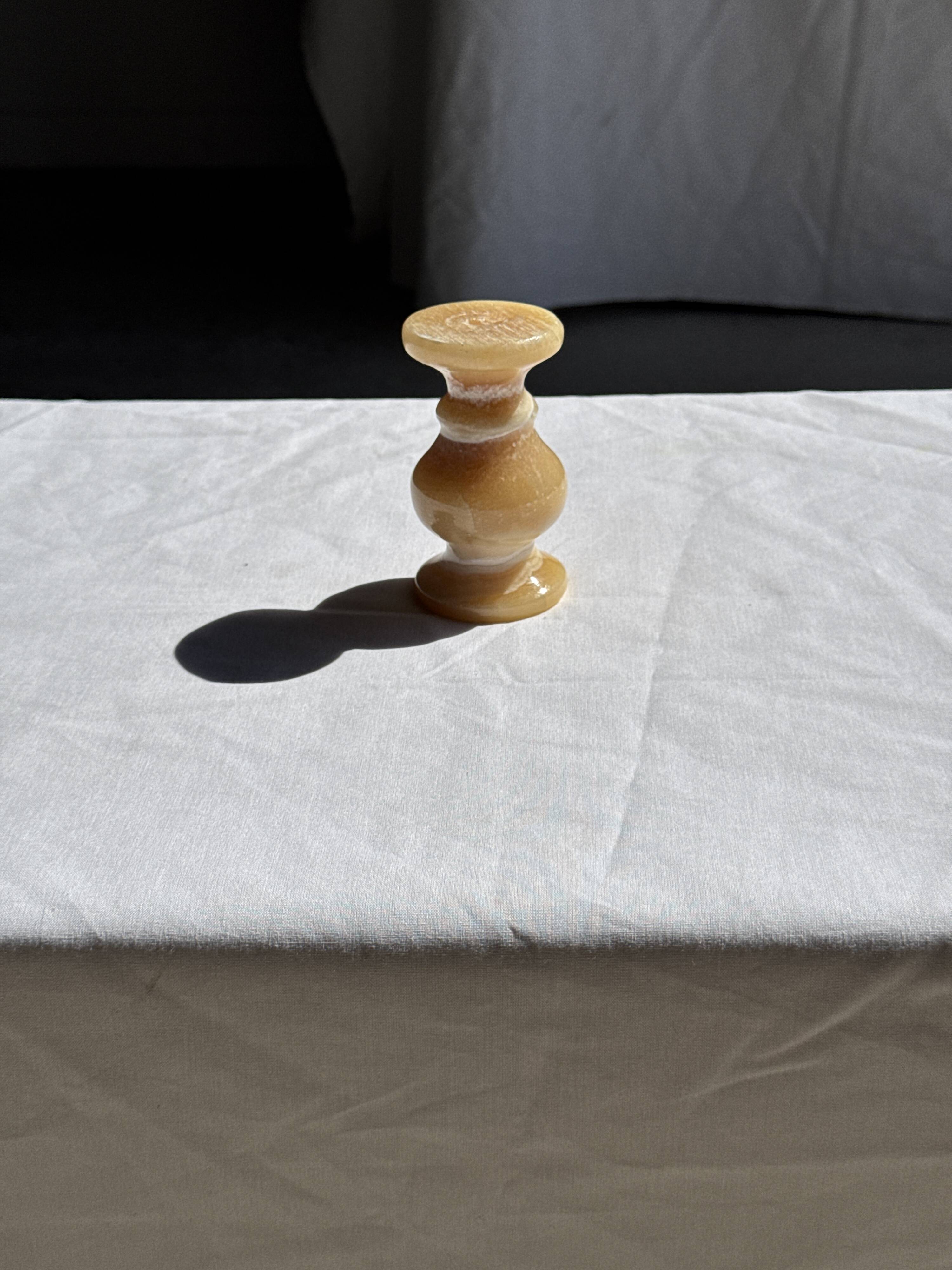 Small vintage candle holder in yellow onyx, H10 D5.5.