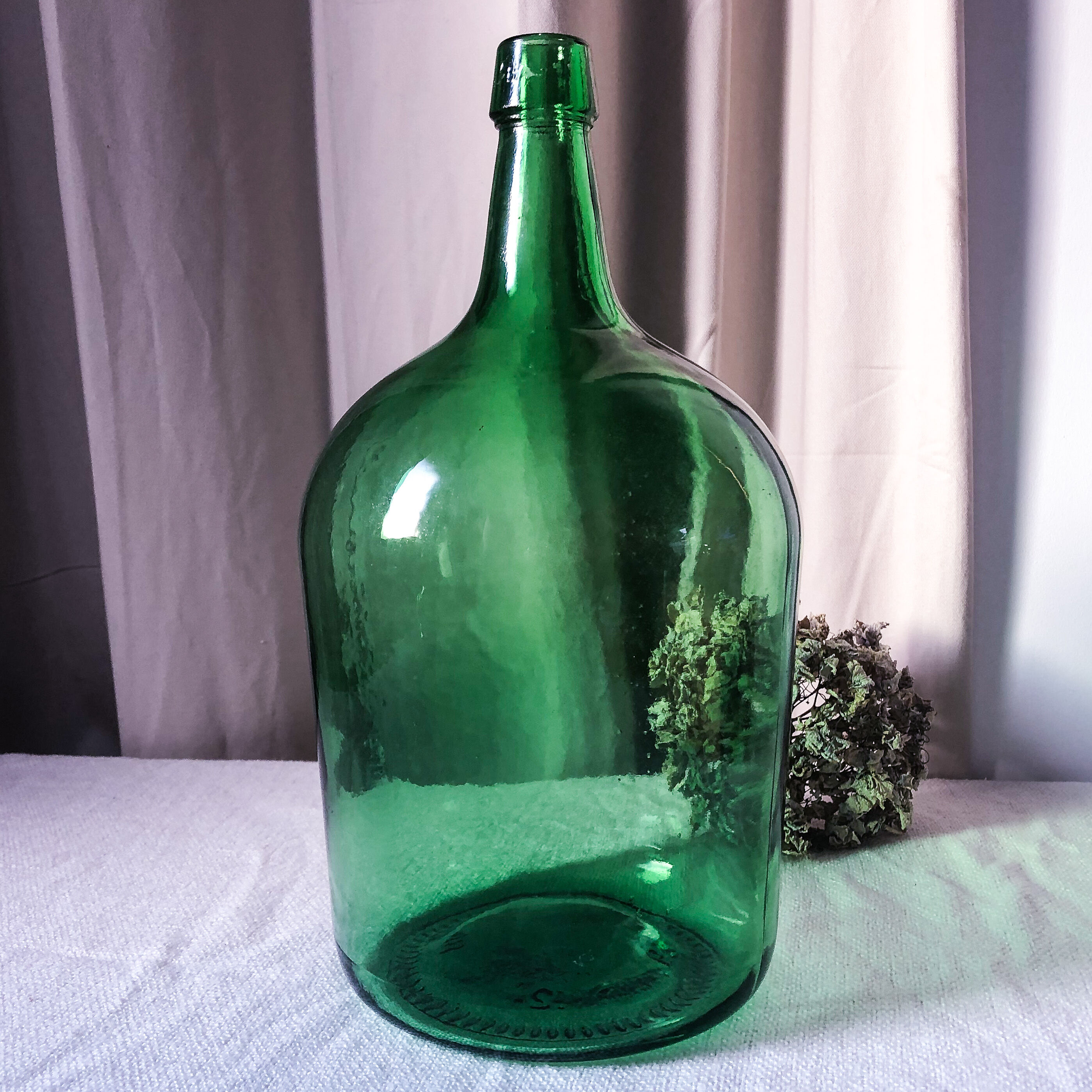 Demijohn