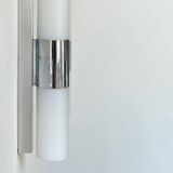 Paire d’appliques vintage, chrome et opaline, France 1970