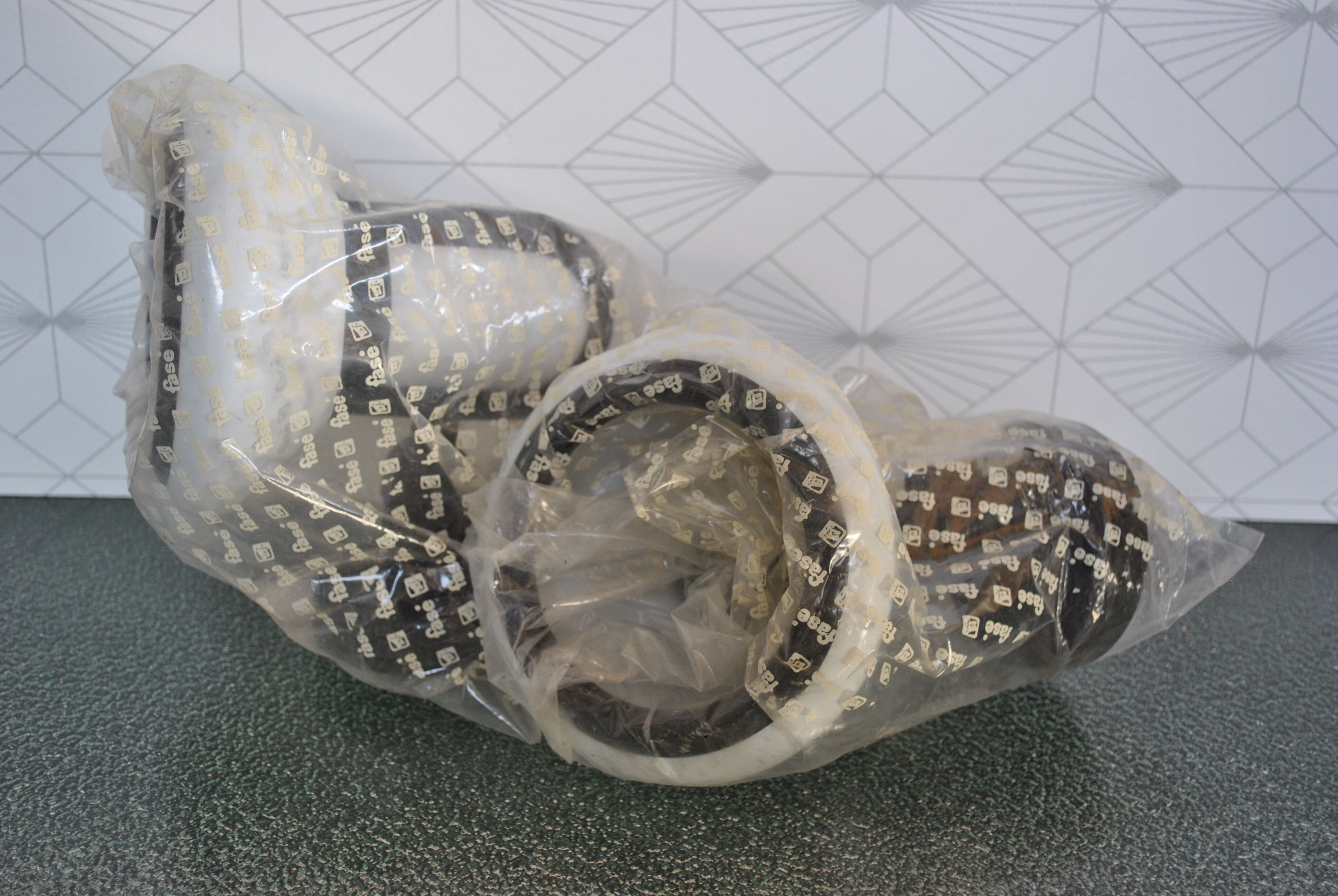 Pair of sconces Fase 1970