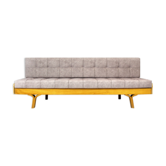 Canapé convertible Mid-Century par Ludvik Volak pour Holesov, années 1960