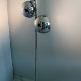 Eyeball floor lamp with tulip base