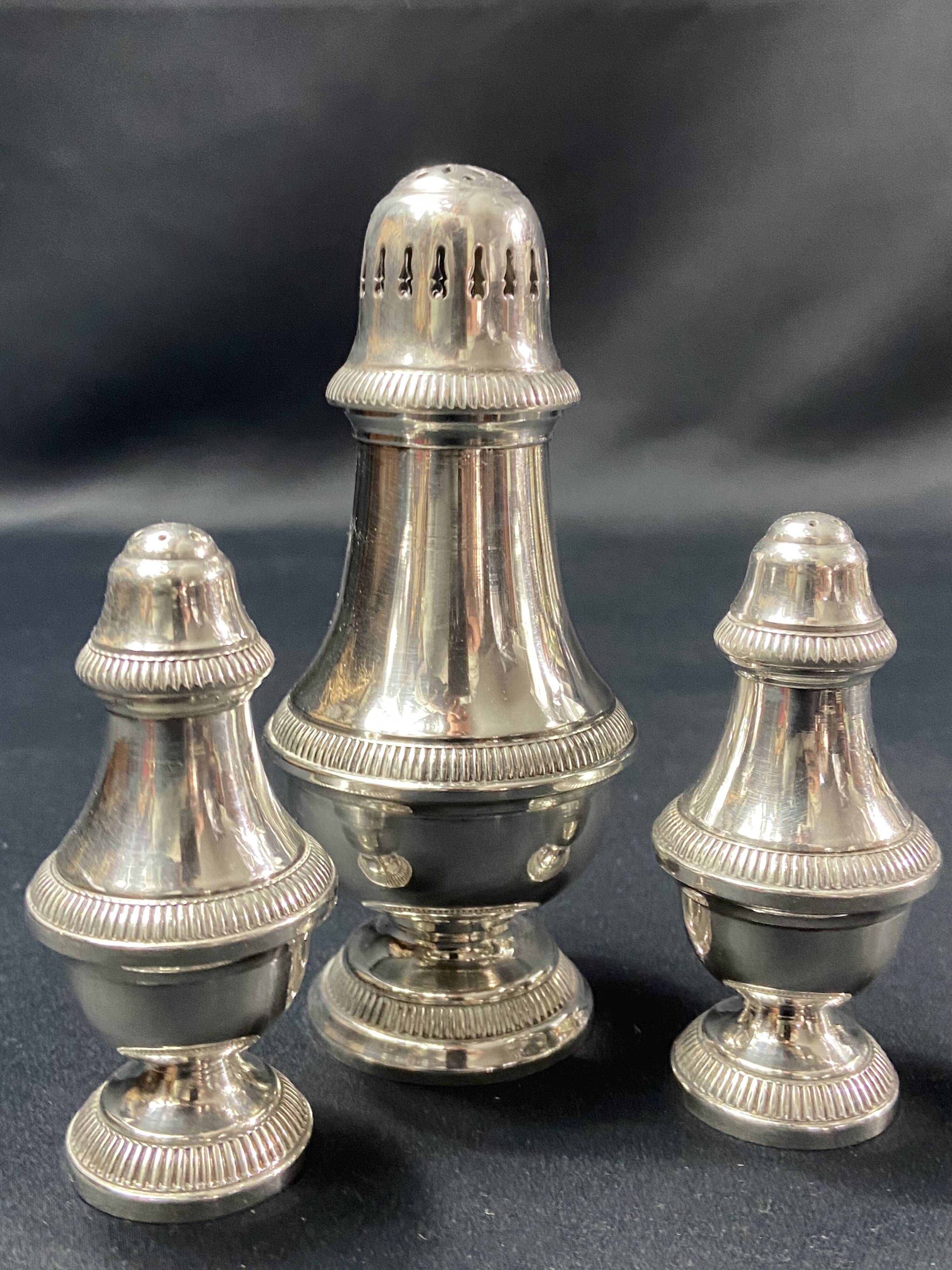 Sugar shaker salt pepper shaker silver metal Louis XVI