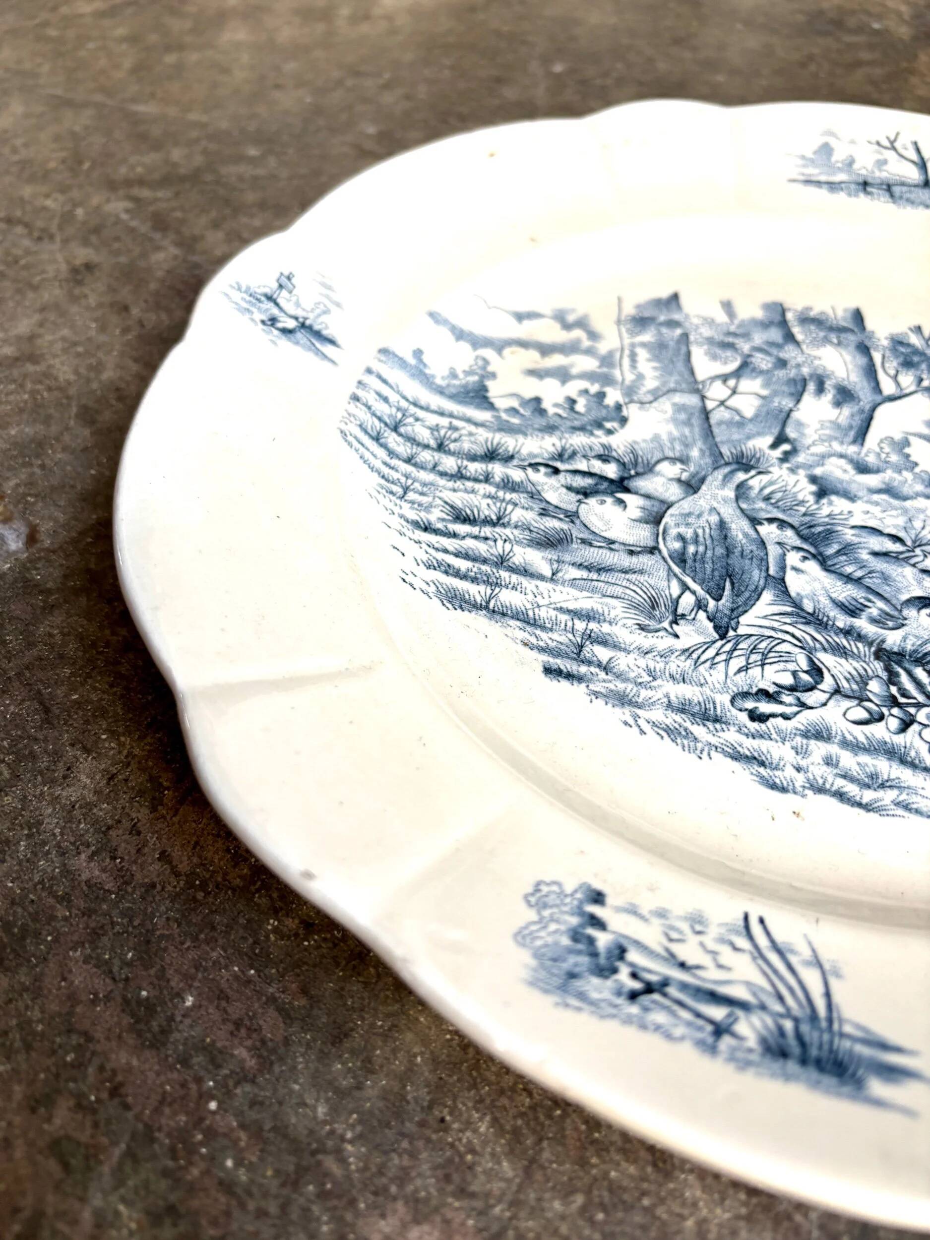 Longchamp round dish in blue iron clay, “Burgundy” service