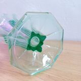 Vase en verre pressé vert style Art déco, vers 1960