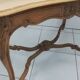 Table à tiroir de style Louis XV