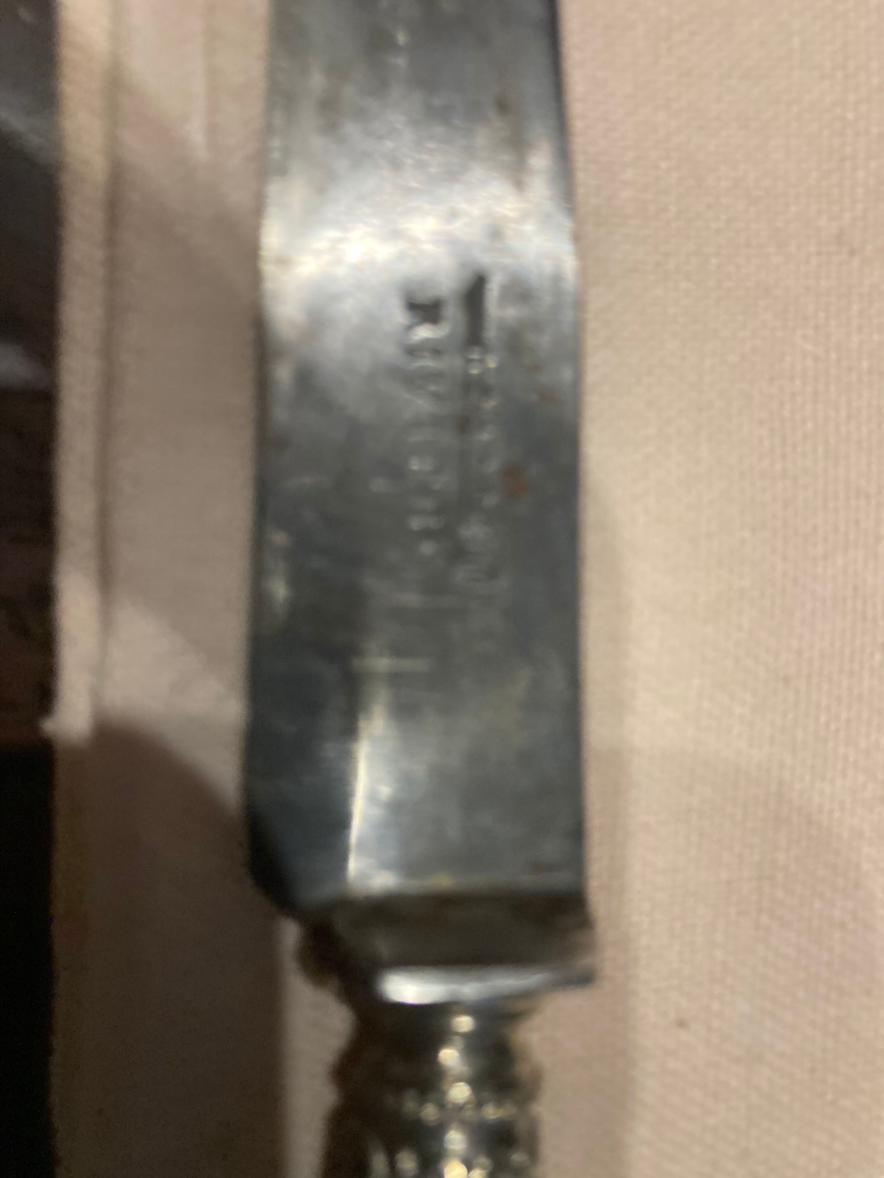 6 dessert knives + serving cutlery with horn handle