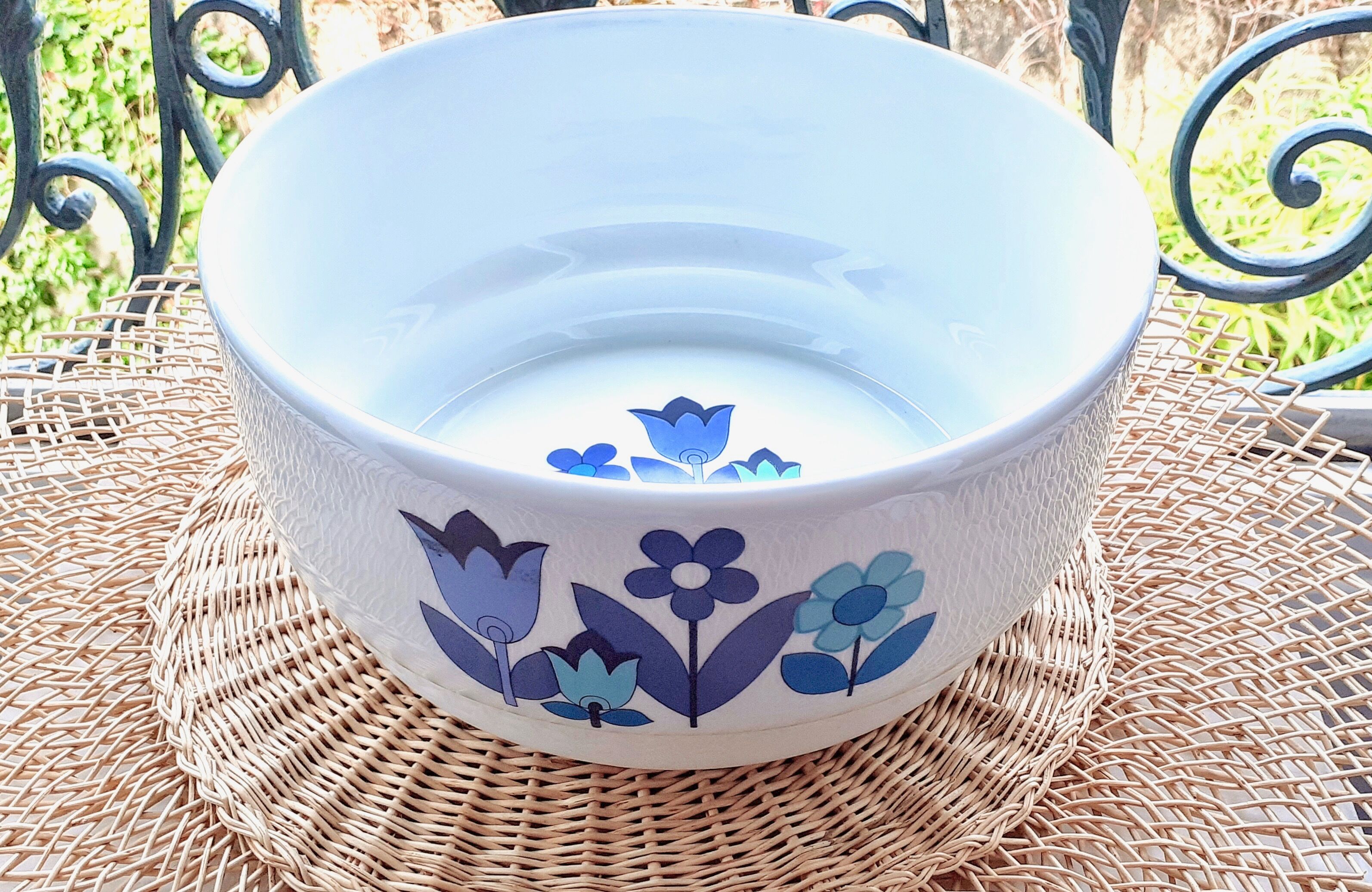 Dish salad bowl 70s porcelain blue flowers