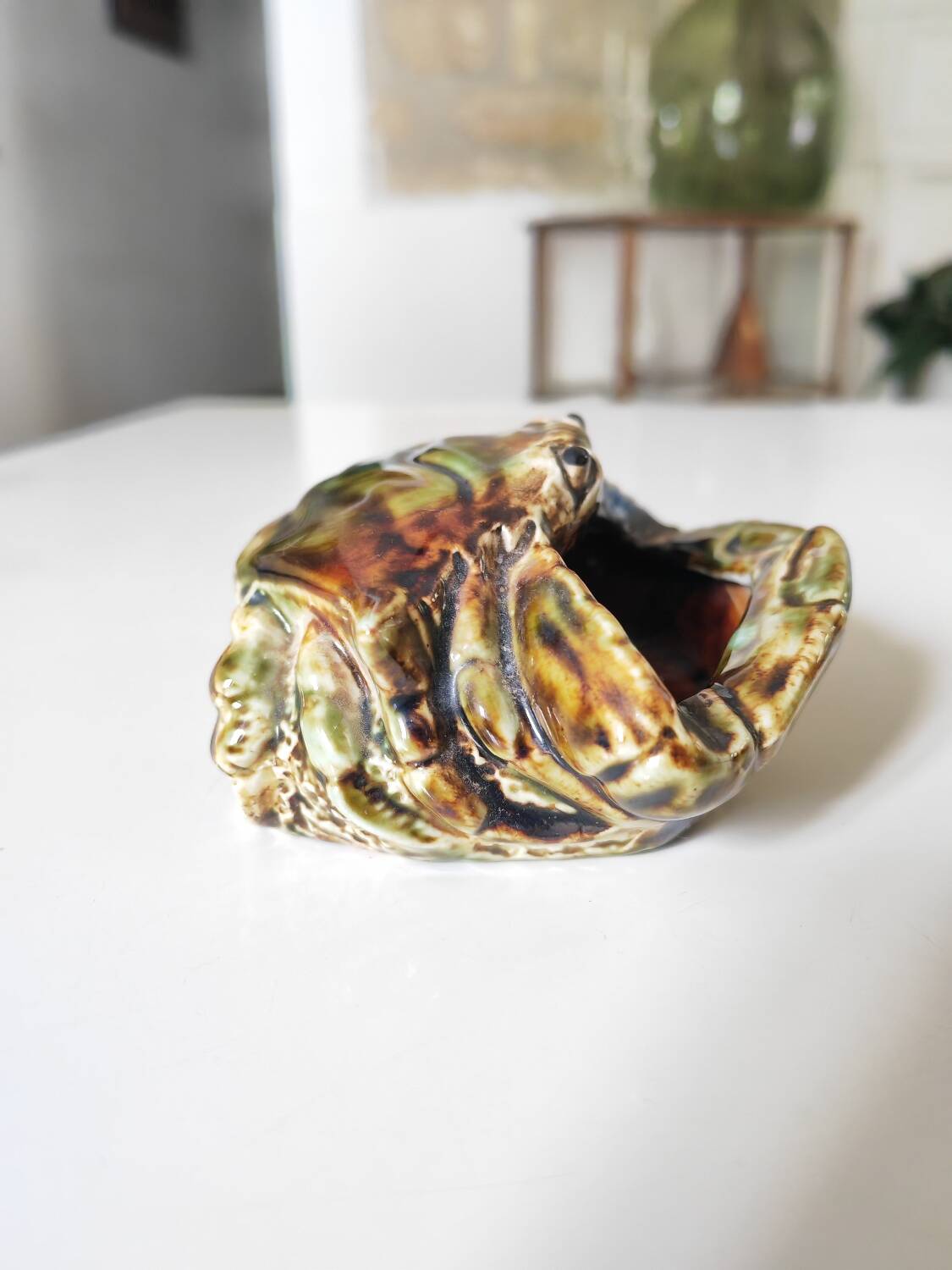 Crab ashtray