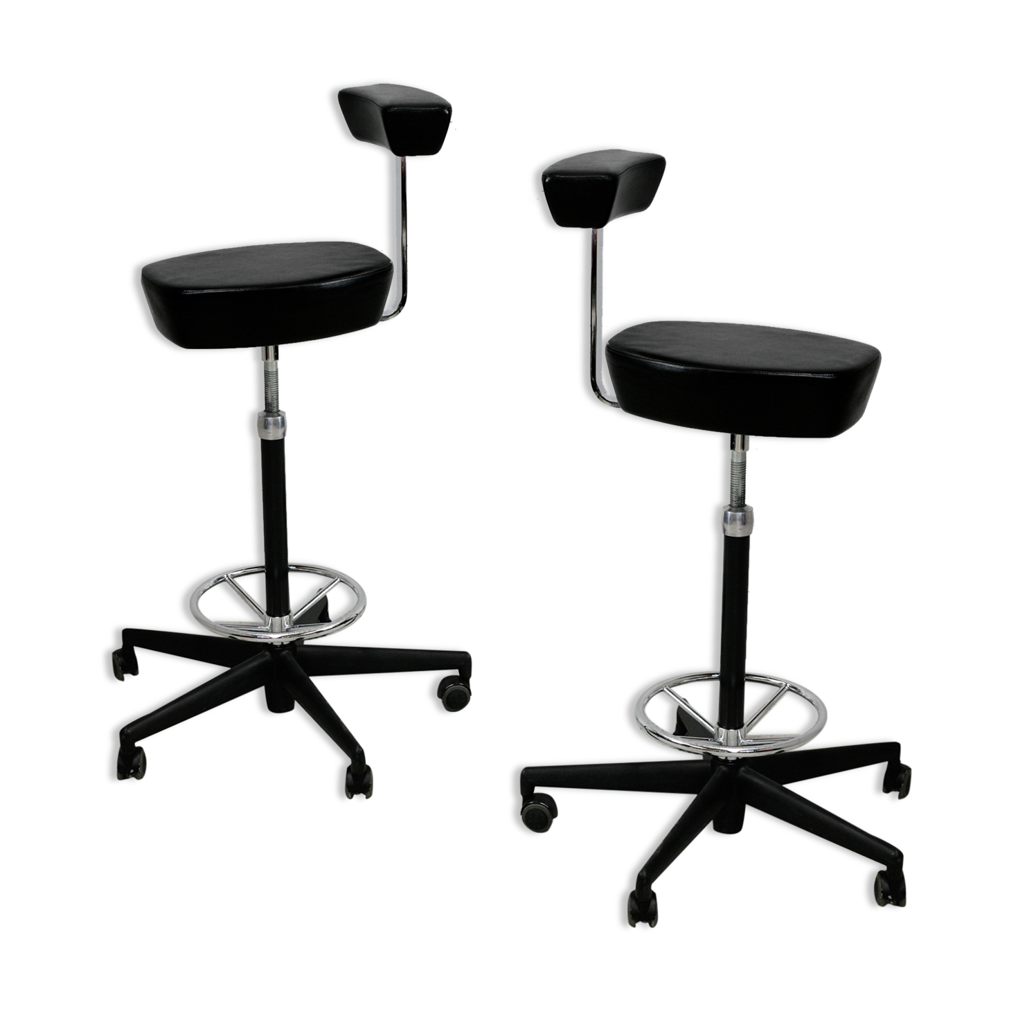Pair of high stools by Georges Nelson, Vitra, 2001