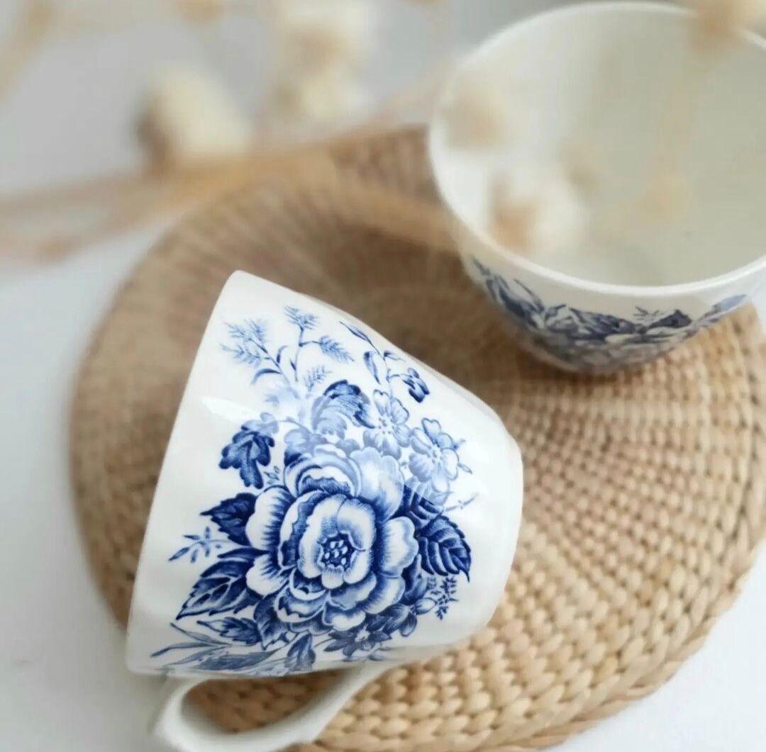 Duo of English porcelain cups