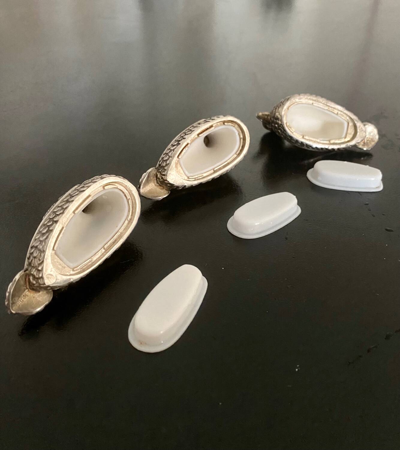 2 pepper shakers, 1 Silea salt shaker, duck shape