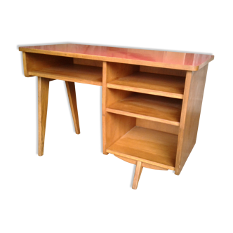 Bureau français des années 50