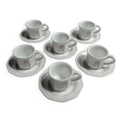 6 tasses Niderviller blanches et roses à décor de fleurs