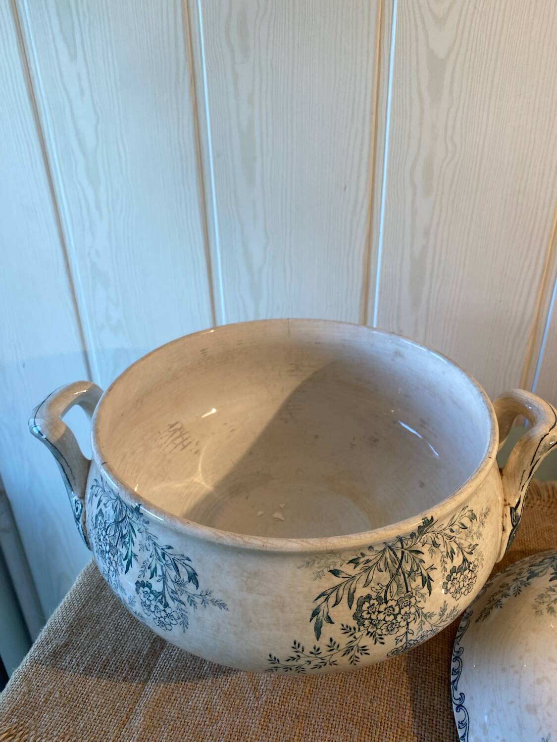 Iron earth soup tureen, Toulouse savings