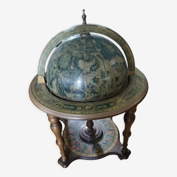 Bar globe terrestre