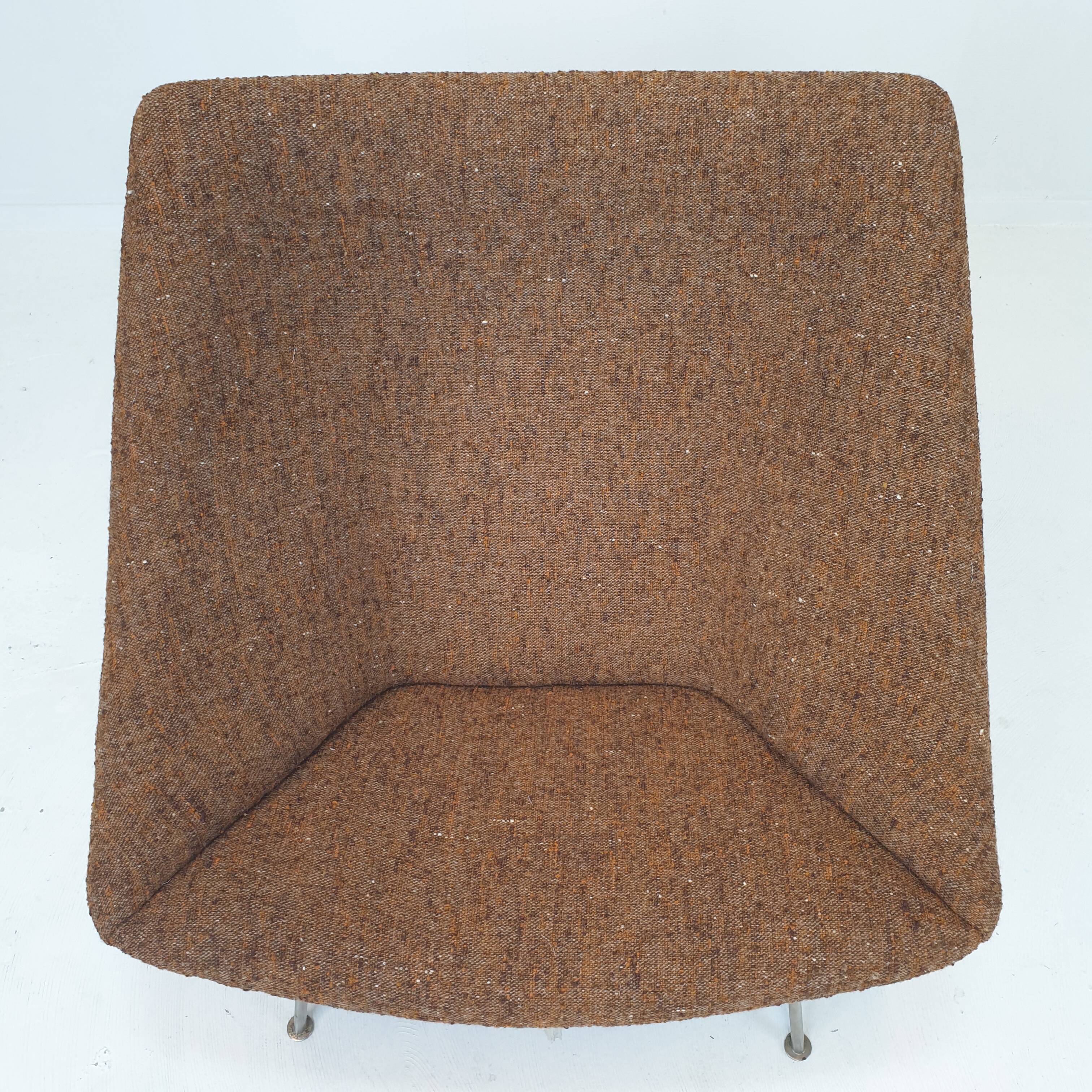 Oyster chairs by Pierre Paulin for Artifort, 1960'