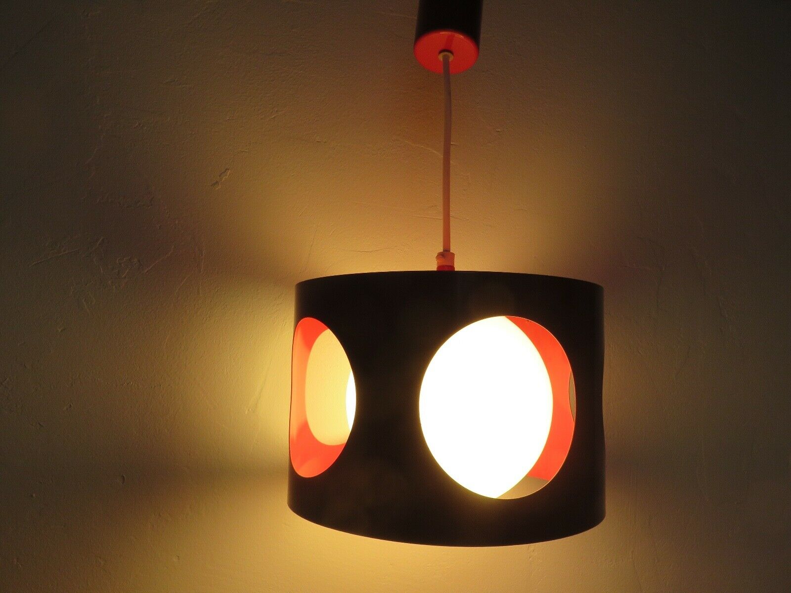 Suspension in red lacquered metal and white opaline ball 60s 70s