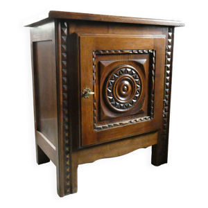 Chevet, meuble d'appoint