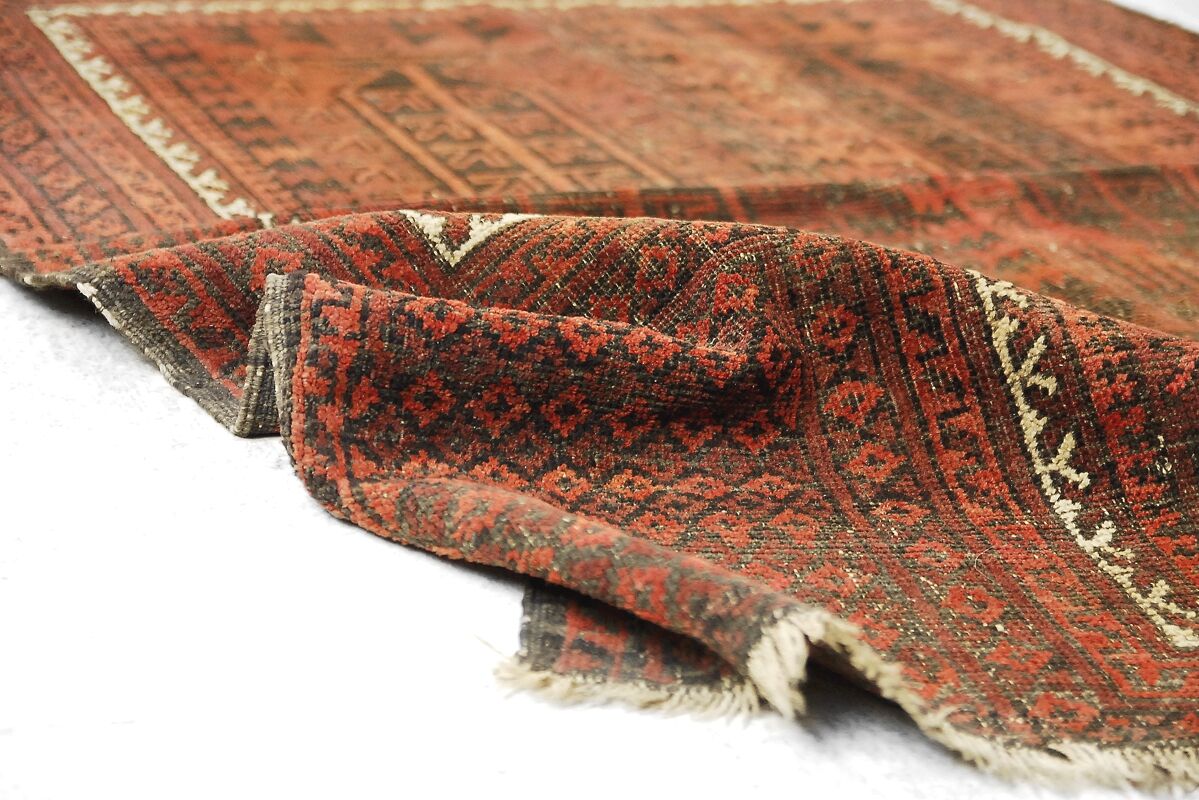 Baluch rugs traditional hand-knotted 1920 s