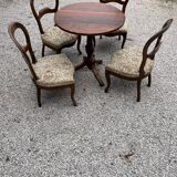 Set of 4 walnut armchairs and table, 19th century