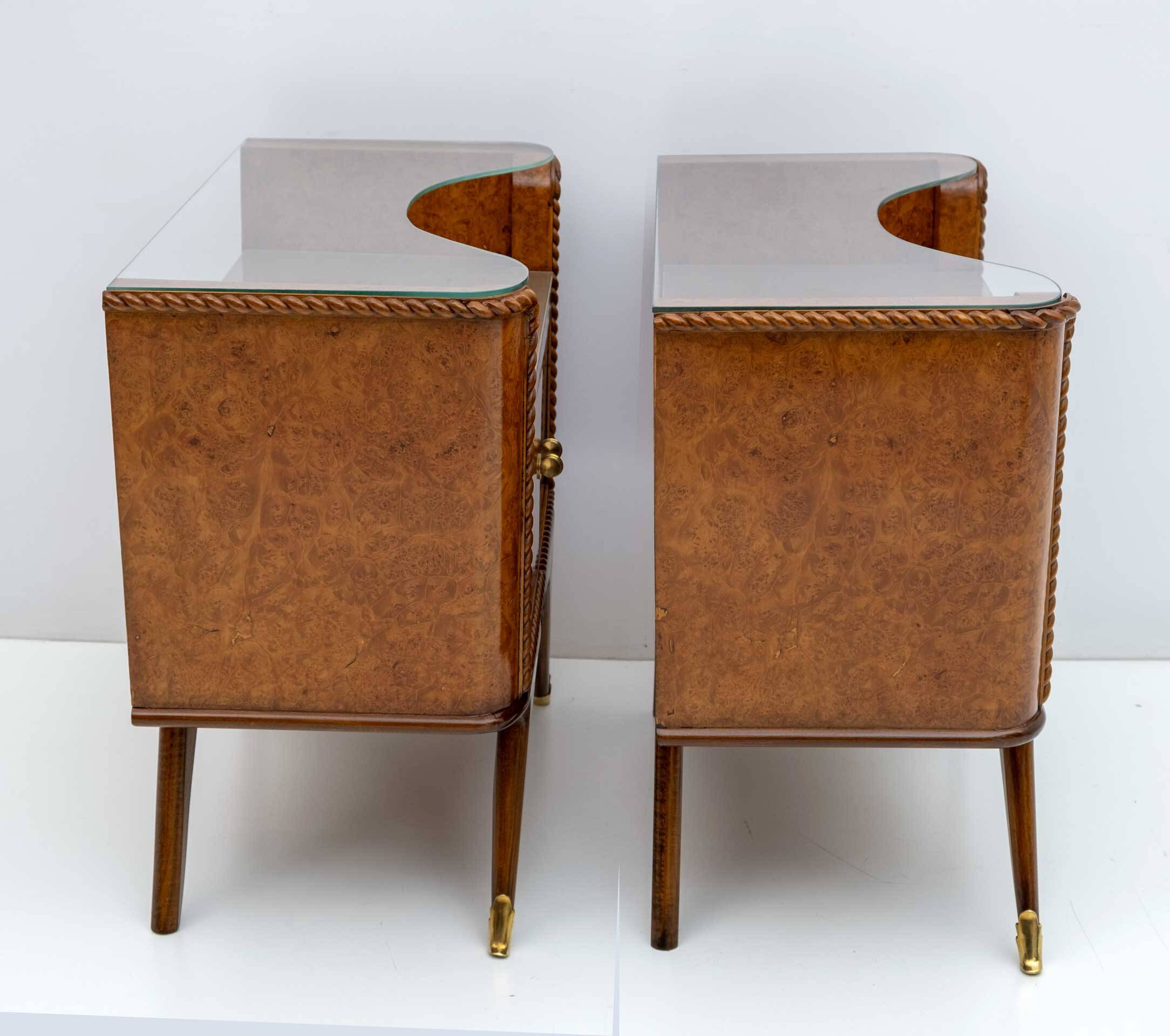 Pair of Art Deco Italian Briar Walnut Bedside Tables, 1930s