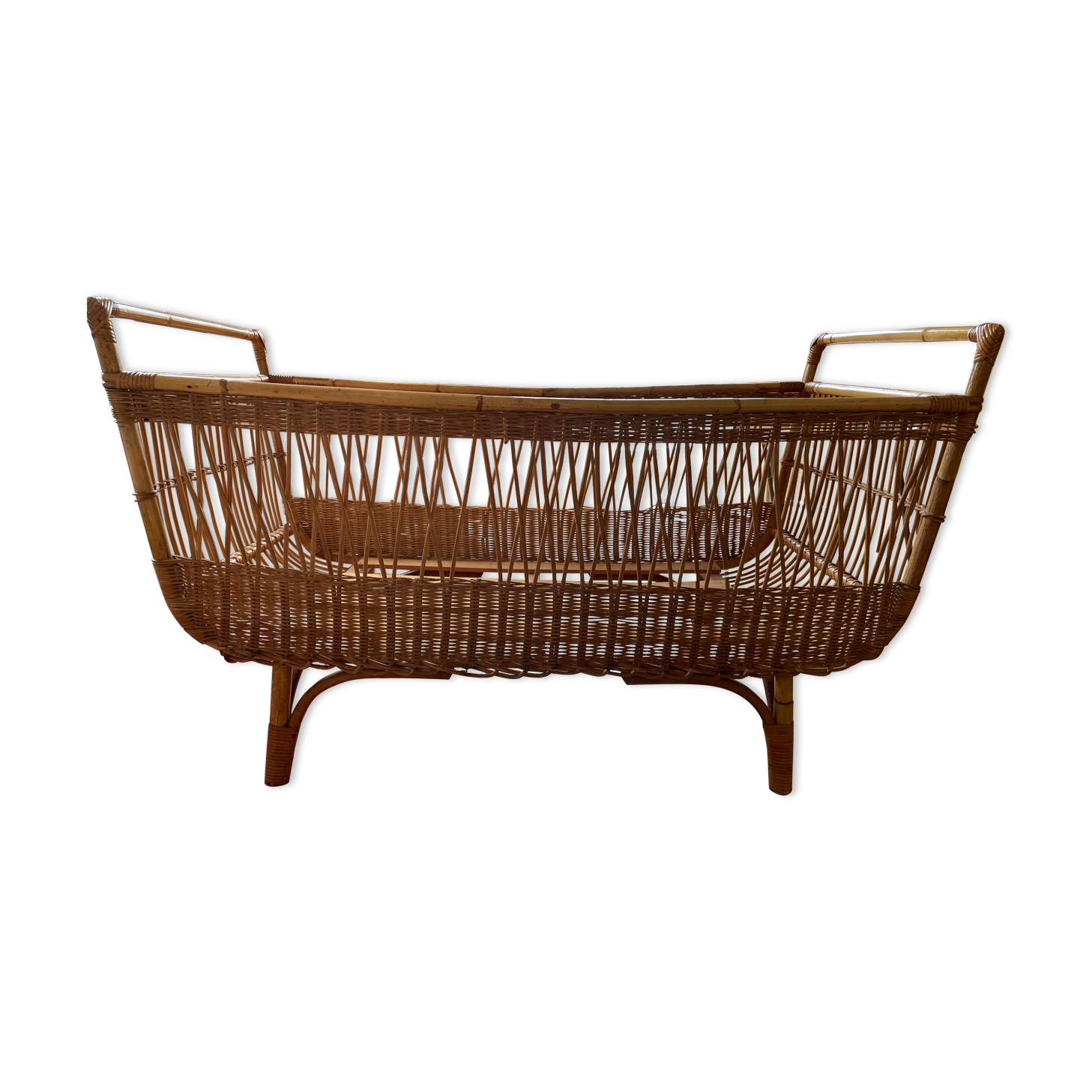 Rattan cot