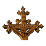 crucifix ancien en platre  doré