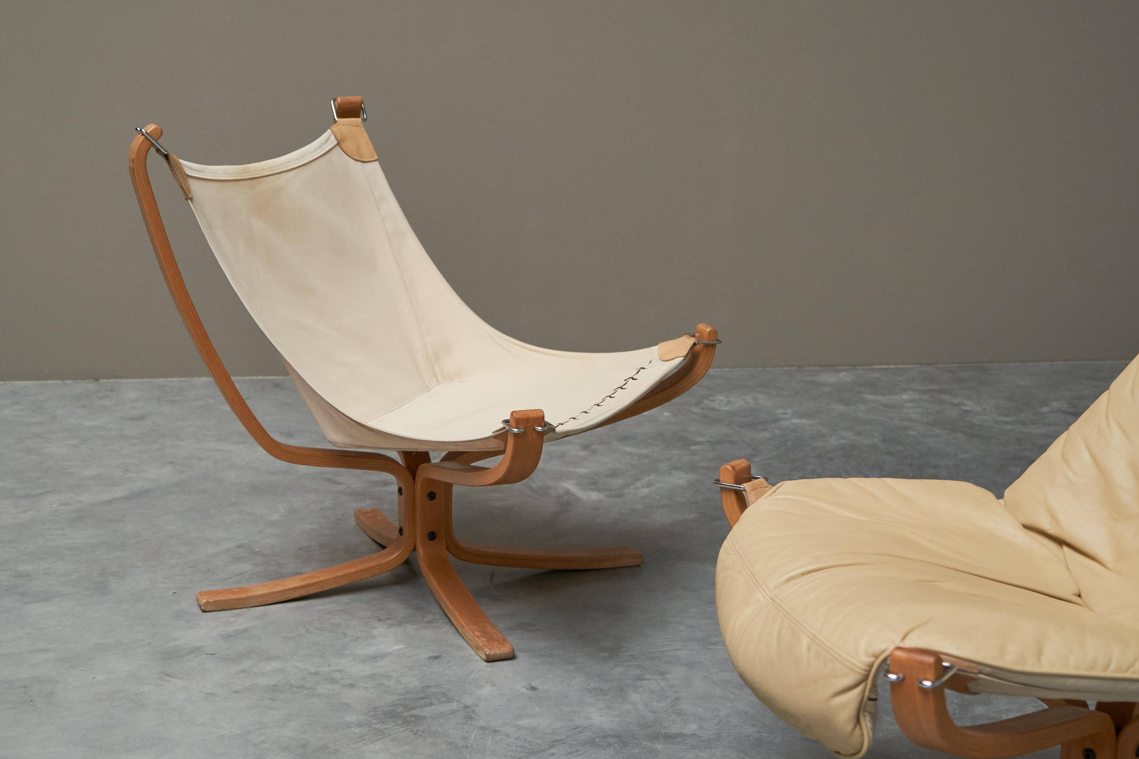 Pair of Sigurd Ressell Falcon Lounge Chairs leather, canvas, birch, 1970s