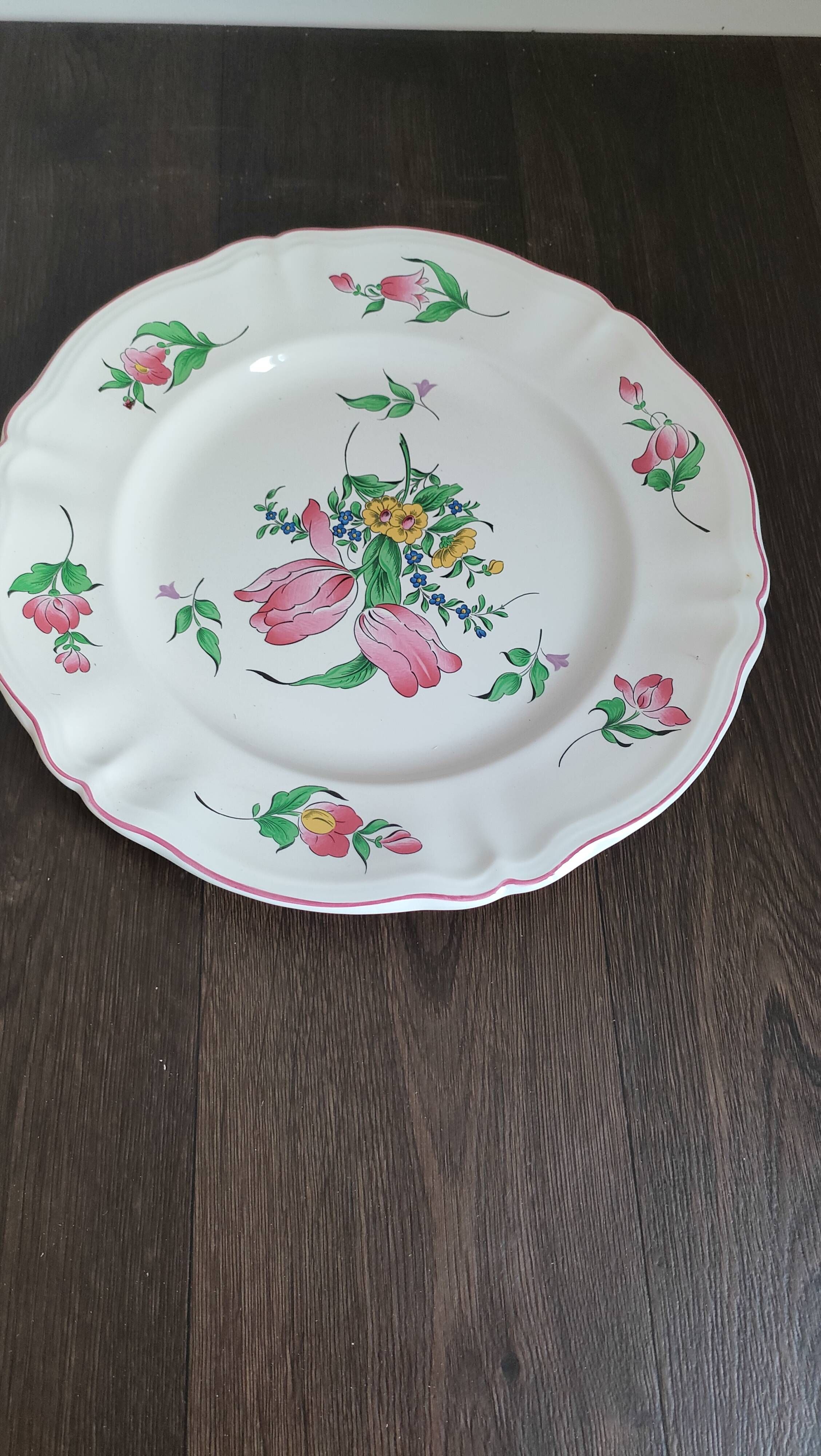 Grande soupière ancienne et son dormant en faïence de Lunéville – Décor Rév