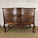 Provencal chest of drawers from the 18th century in walnut in good condition