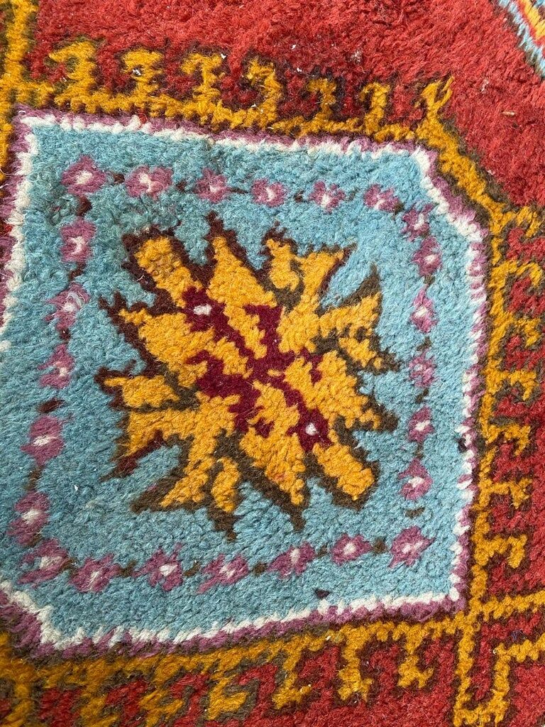 Mid-century Turkish Ushak carpet 144x82cm
