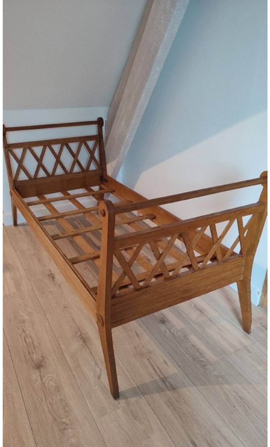 Vintage solid wood bed, bench