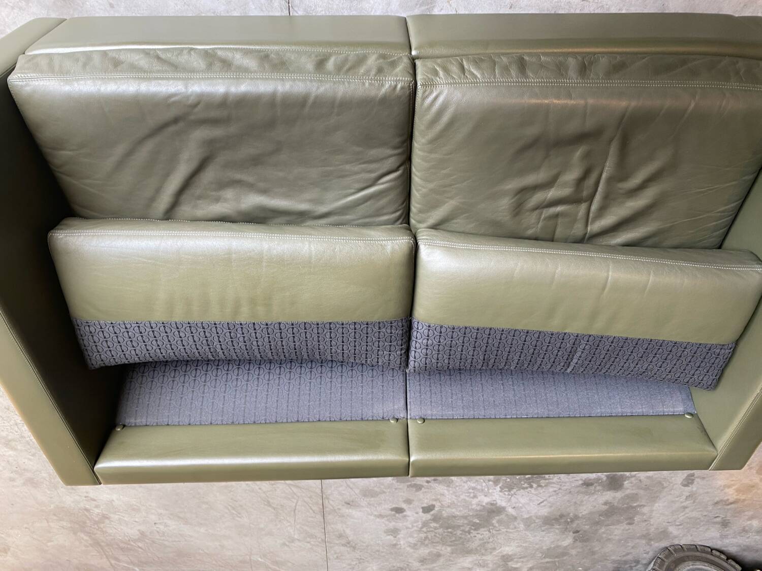Pfister sofa for Knoll in khaki leather