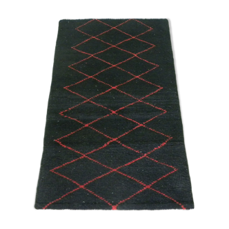 Tapis berbère marocain noir laine tissé à la main 155x8(cm