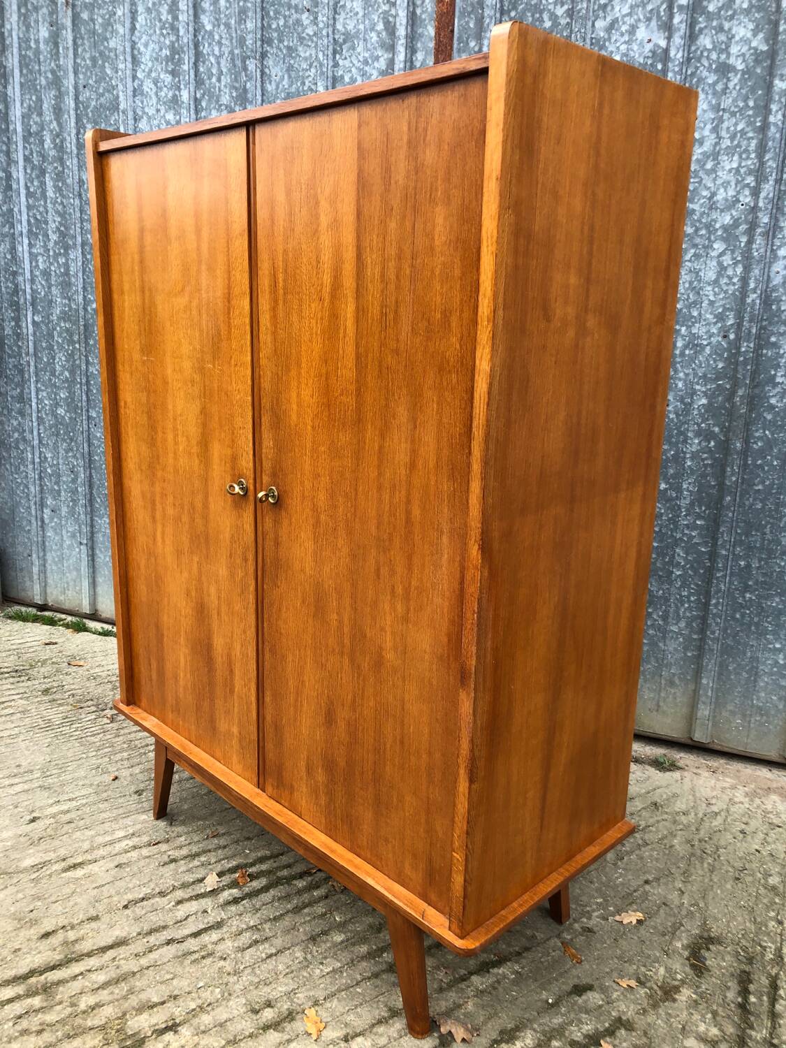 Vintage wardrobe with 2 doors and compass legs, made of oak plywood