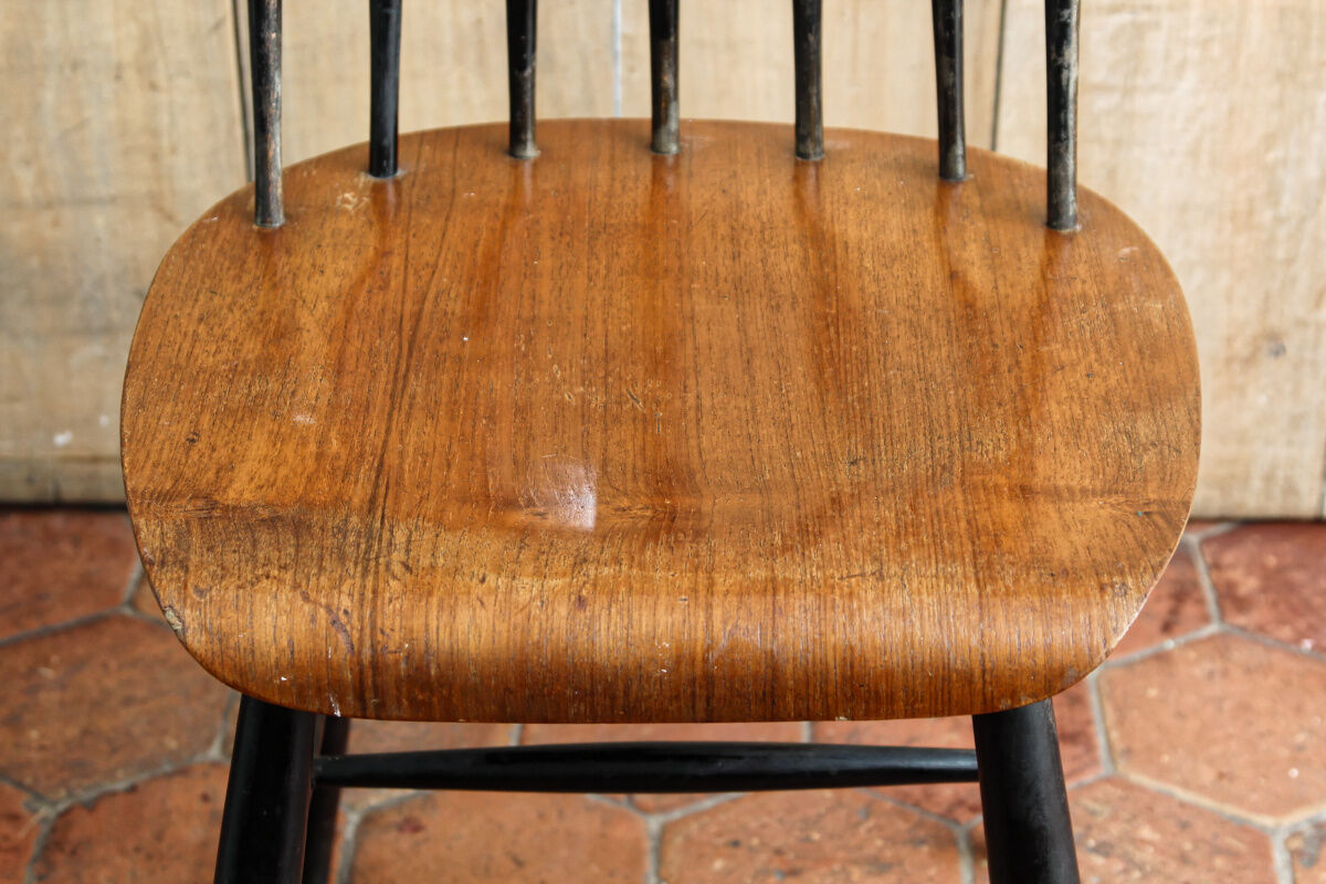 Chair design "Fanett" by Ilmari Tapiovaara