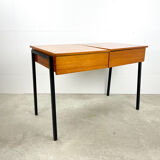Retro minimalistic desk
