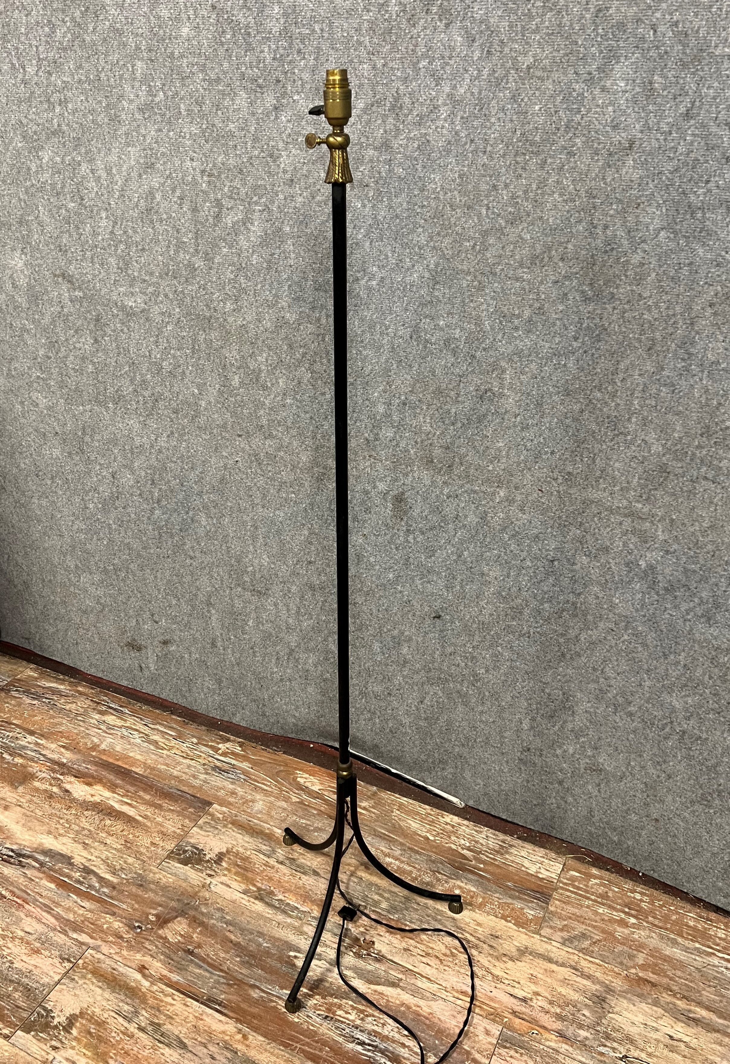 Vintage floor lamp foot in lacquered iron circa 1950
