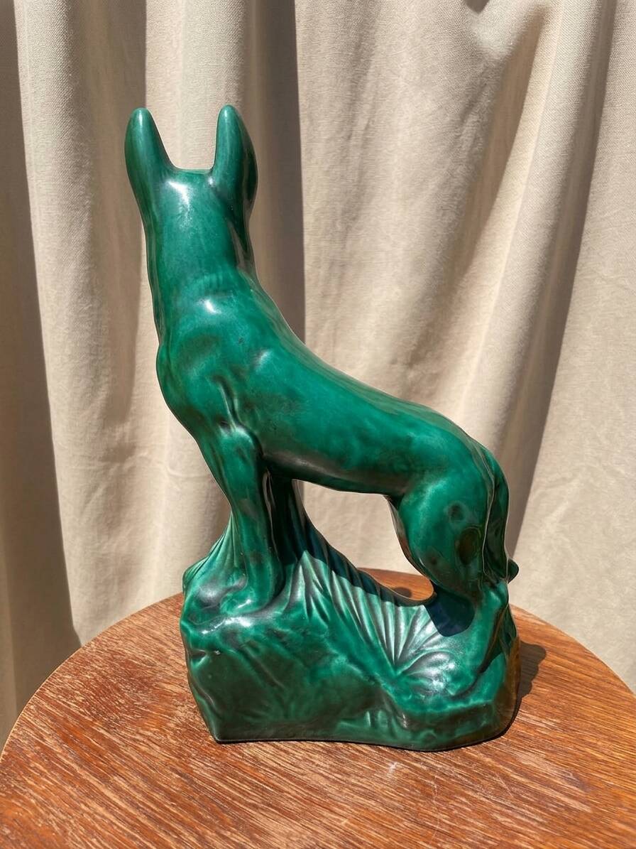 Art Deco sculpture (ceramic)